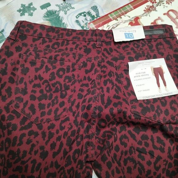 New Social Standard By Sanctuary Maroon Cheetah Ankle Skinny Jeans Women 10 - Picture 3 of 3